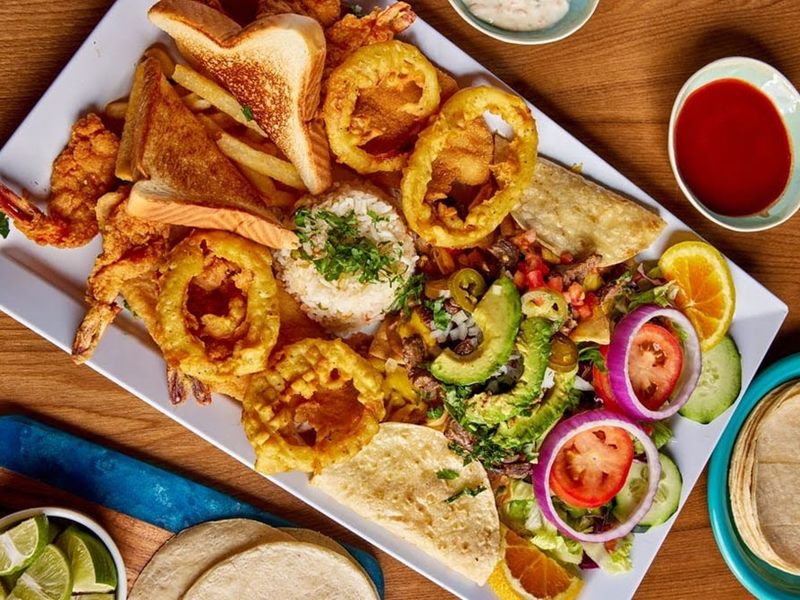 Villa Del Mar Restaurant Palmview food